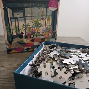 Wonder & Bloom - 500 Piece Jigsaw Puzzle